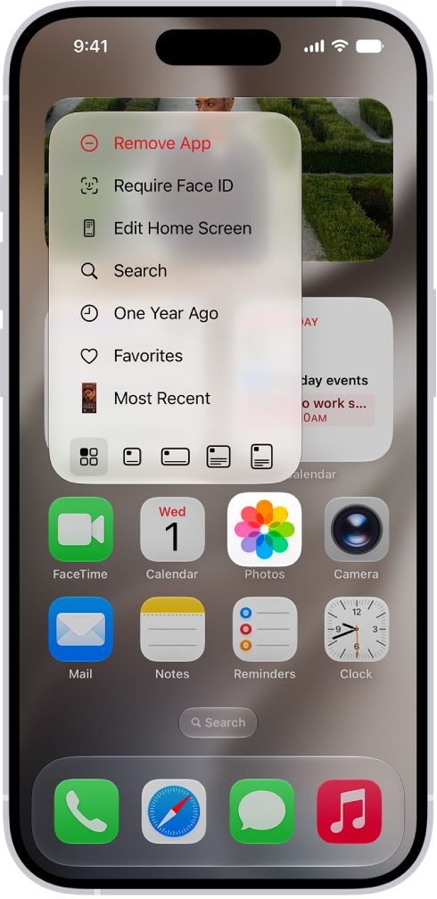 An app icon held down on the Home Screen, with a menu that ends in a row of widget size icons. The callout circles the size icons.